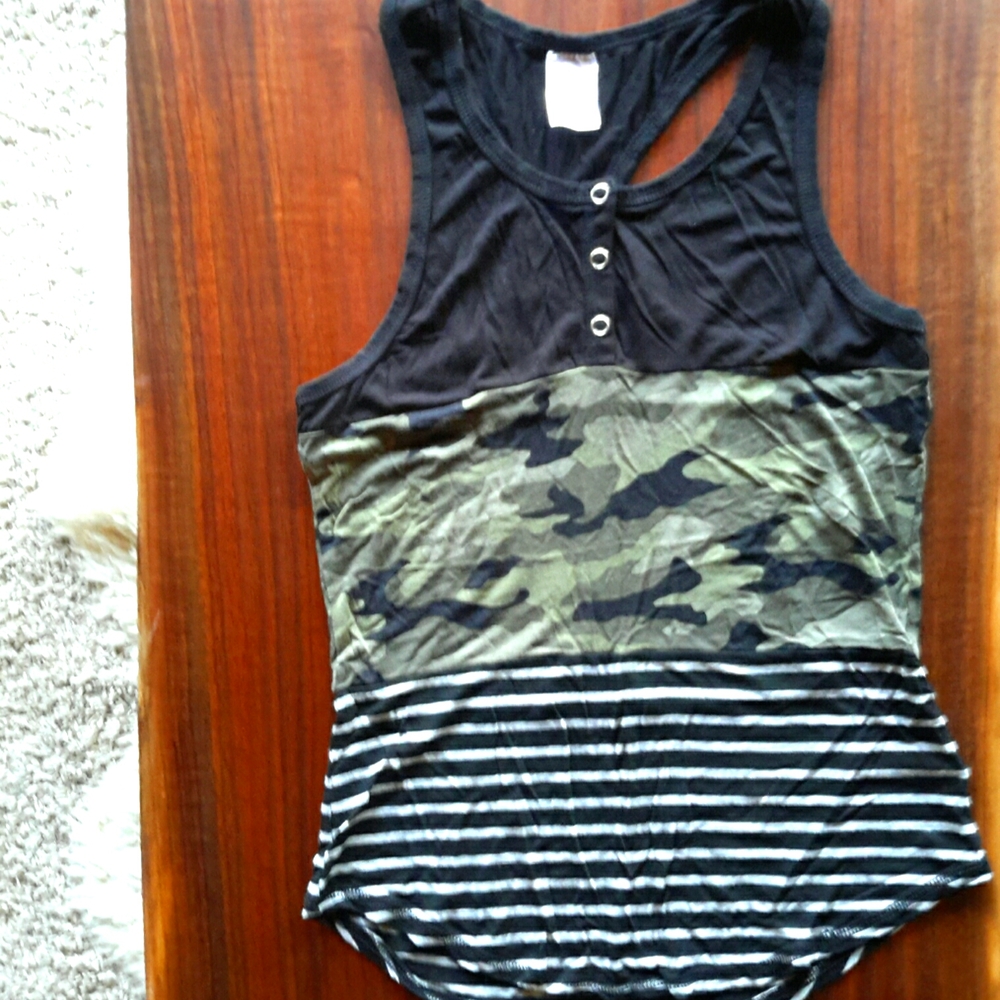 Soft stretchy pattern tank